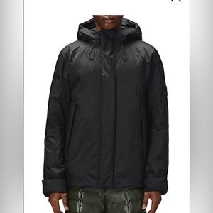 NWT RAINS ‘VARDO’ Thermal lightweight waterproof jacket. BLACK Large & XS avail.